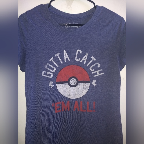 POKEMON T-SHIRT - Women's Medium - Graphic Tee // game tv cartoon pokeball logo - Picture 2 of 5